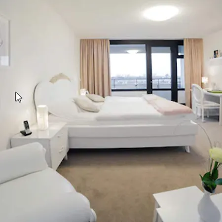 Pensionat Eilenriedestift 3*