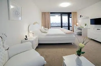 Eilenriedestift 3*